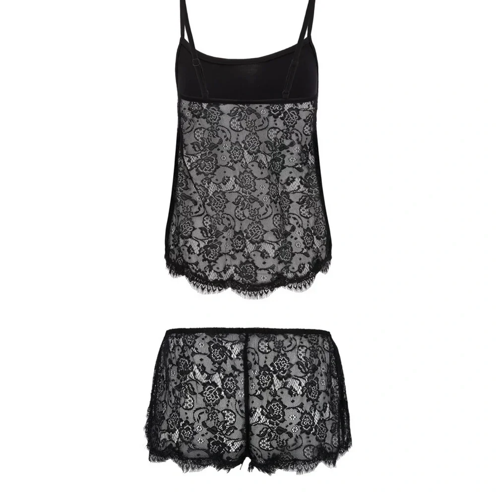 Sexy Adore Me “Rayne”  lace Cami and Short Two Piece set black Small